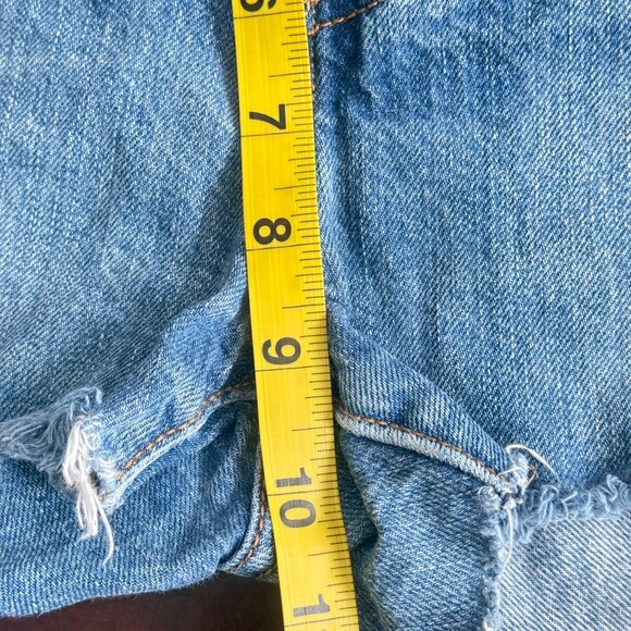 Levi’s 501 Button Fly Jeans Short - Picture 9 of 11